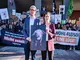 -menschenmenge-protestiert-vor-gericht-olg-oldenburg-verhandelt-schlachthof-prozess